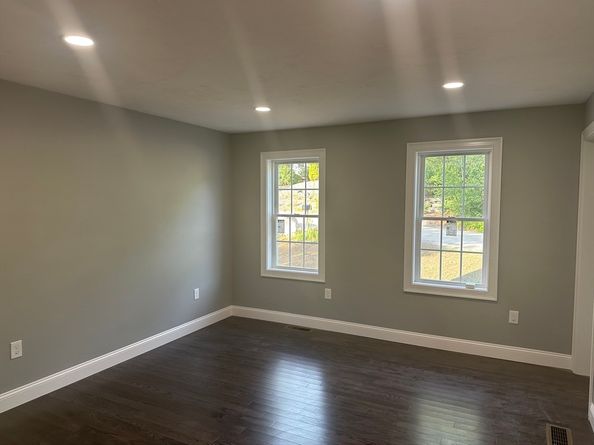 34 Brookside Ave, Webster MA 01570