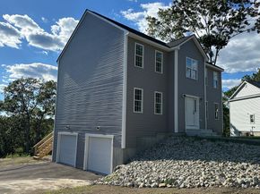 34 Brookside Ave, Webster MA 01570