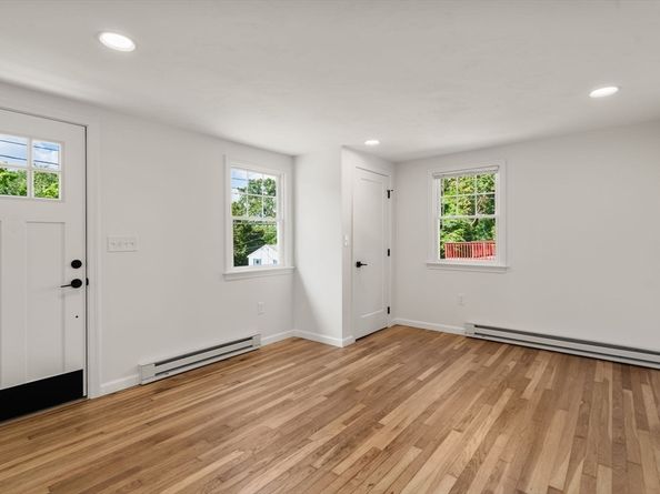 52 Harrison Ave, Auburn MA 01501