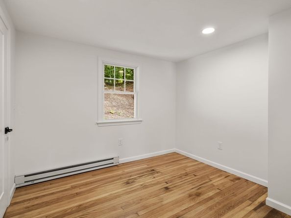 52 Harrison Ave, Auburn MA 01501