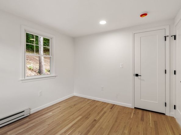52 Harrison Ave, Auburn MA 01501
