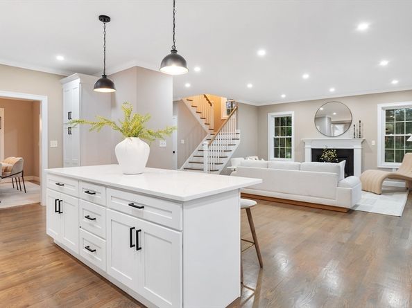 85 Beaver Avenue, Lynnfield MA 01940