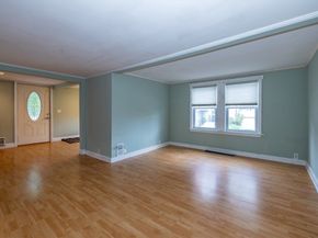 29 Eliot St, Billerica MA 01821