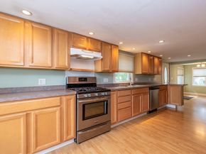 29 Eliot St, Billerica MA 01821