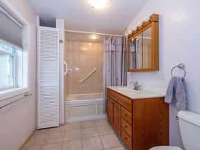 29 Eliot St, Billerica MA 01821