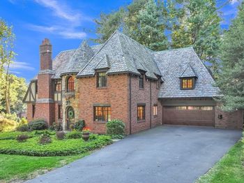3 Westwood Drive