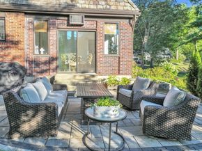 3 Westwood Drive, Worcester MA 01609