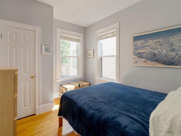 40 Rockview St 4, Boston MA 02130