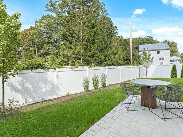 12-14 Sylvan Street 4, Melrose MA 02176