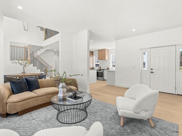 12-14 Sylvan Street 4, Melrose MA 02176
