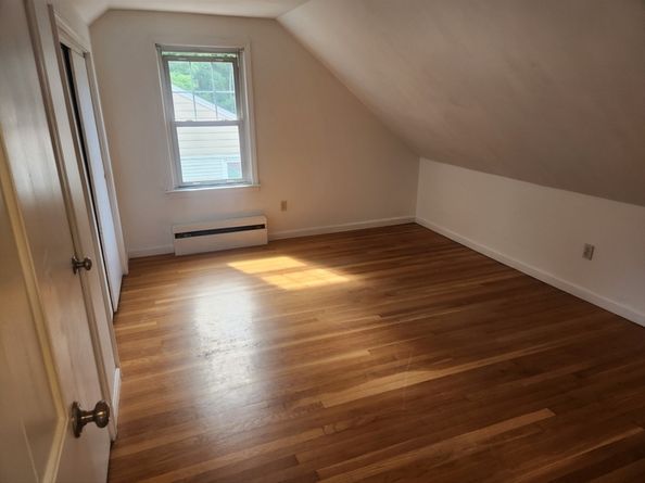 154 Pond Street, Leominster MA 01453