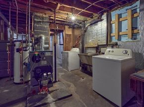154 Pond Street, Leominster MA 01453