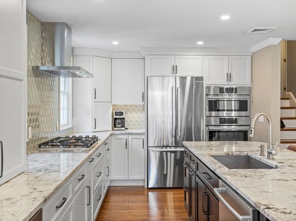 6 Hadley Road, Lexington MA 02420