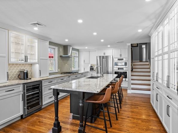 6 Hadley Road, Lexington MA 02420