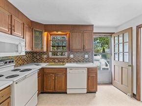 8 Emily Road, Framingham MA 01701