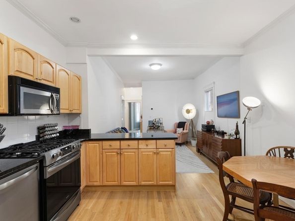 84-86 Mt Vernon St 841, Somerville MA 02145