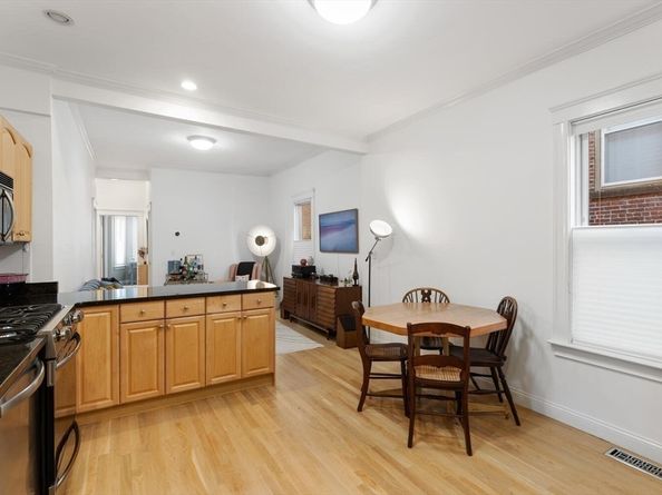 84-86 Mt Vernon St 841, Somerville MA 02145