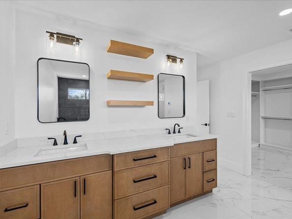 17 Harwood Rd, Natick MA 01760