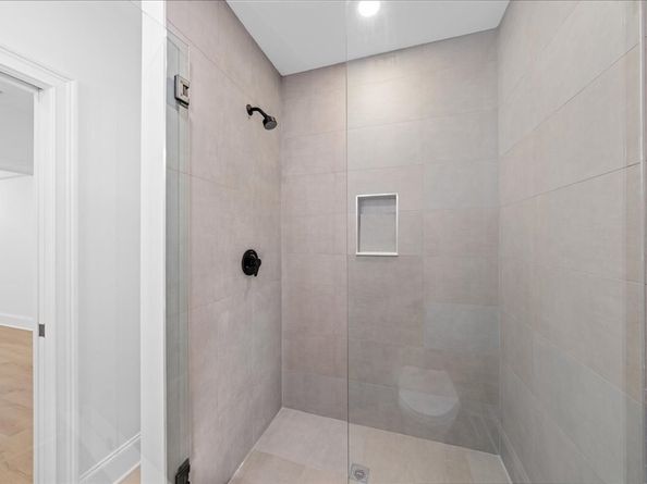 17 Harwood Rd, Natick MA 01760