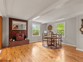 124 Hillside Rd, North Andover MA 01845