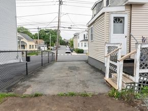 263 Jefferson Ave, Salem MA 01970