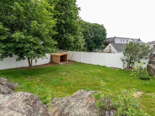 263 Jefferson Ave, Salem MA 01970