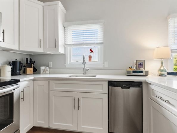 162 Willow Rd 11, Nahant MA 01908