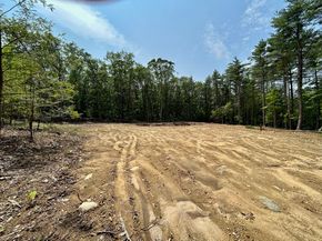 5 Pine Woods Ln, Sterling MA 01564