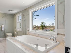 11 Redtail Ln, Carver MA 02330