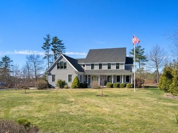 11 Redtail Ln