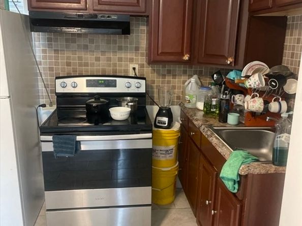 55 Fuller St, Brockton MA 02301