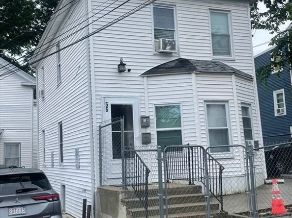 55 Fuller St, Brockton MA 02301