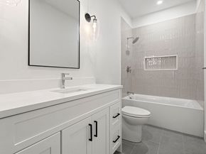 145 Warren St 4, Newton MA 02459