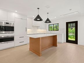 145 Warren St 4, Newton MA 02459