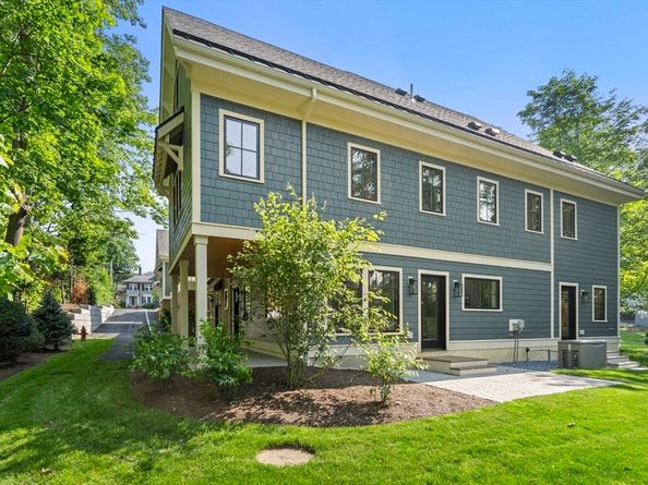 145 Warren St 4, Newton MA 02459