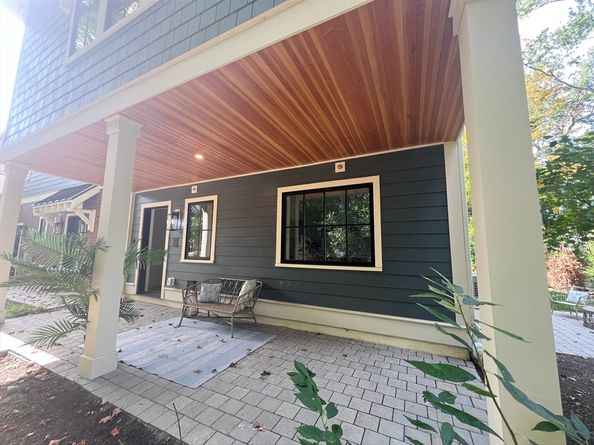 145 Warren St 4, Newton MA 02459