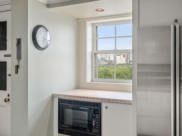 274 Beacon Street 8R, Boston MA 02116