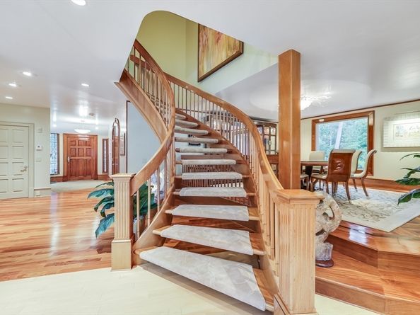 32-70 Lazell Street, Hingham MA 02043