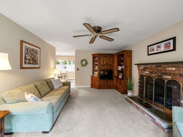 74 Checkerberry Rd, Abington MA 02351