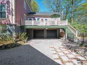 2 Oxford Pl, Worcester MA 01609