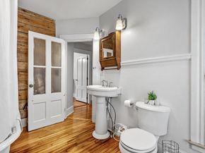 2 Oxford Pl, Worcester MA 01609