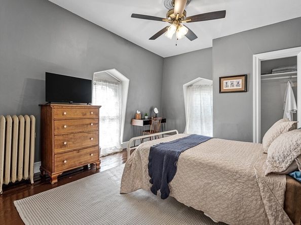 2 Oxford Pl, Worcester MA 01609