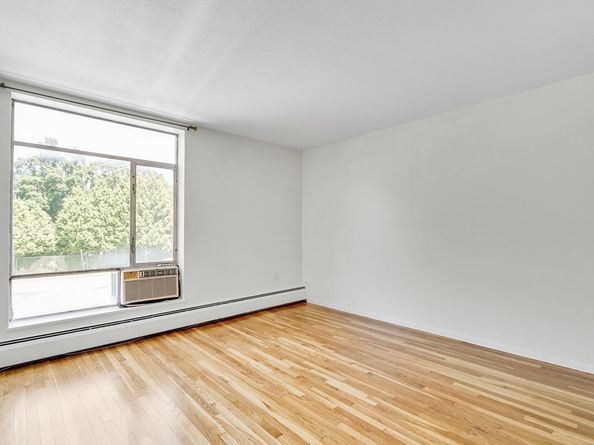 231 Coolidge Ave 410, Watertown MA 02472