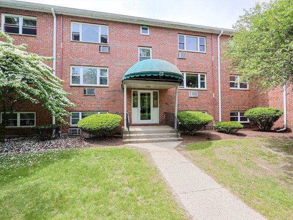 79 Walnut St 3, Newton MA 02460