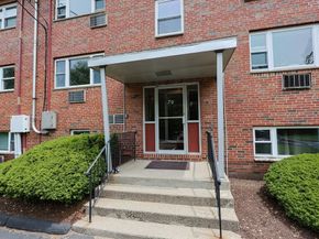 79 Walnut St 3, Newton MA 02460