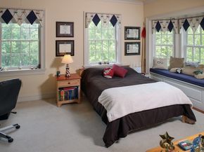 130 Popes Lane, Hingham MA 02043