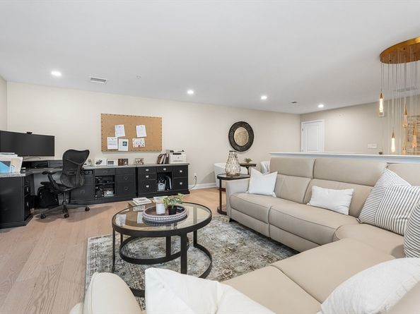 27 Richardson Dr 27, Millis MA 02054
