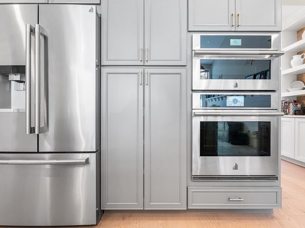 27 Richardson Dr 27, Millis MA 02054