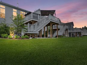 27 Richardson Dr 27, Millis MA 02054