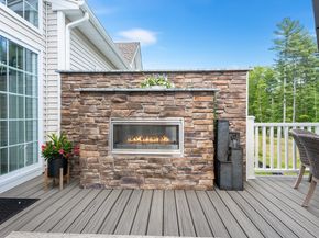27 Richardson Dr 27, Millis MA 02054